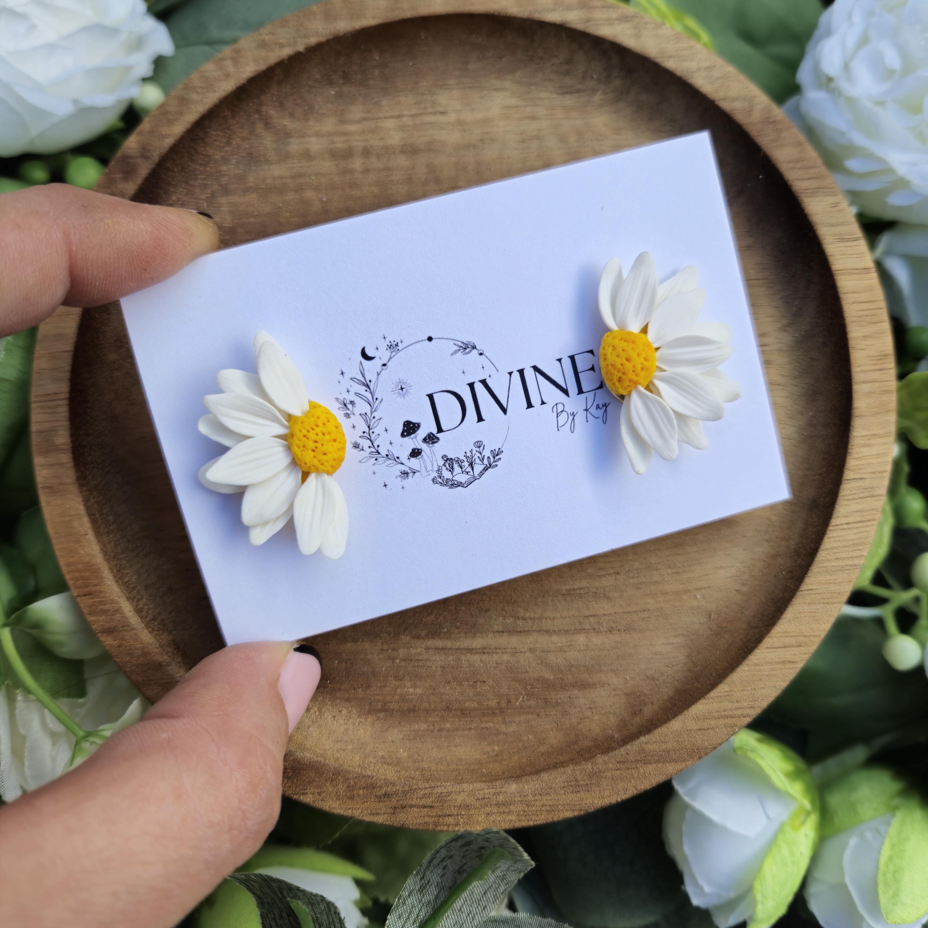 Spring floral earrings - gifts for her - mothers day - bridesmaid gifts - dainty stud earrings - birthday gifts