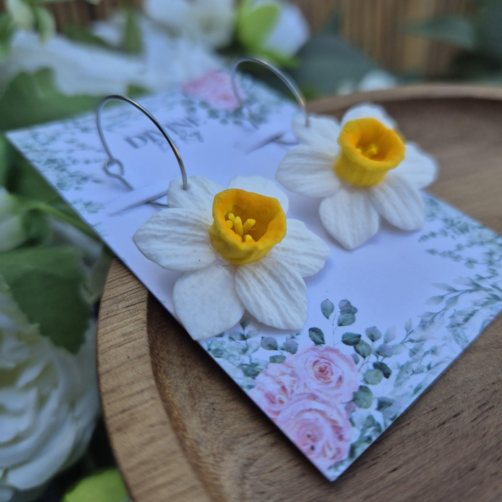 Spring floral earrings - gifts for her - mothers day - bridesmaid gifts - dainty stud earrings - birthday gifts