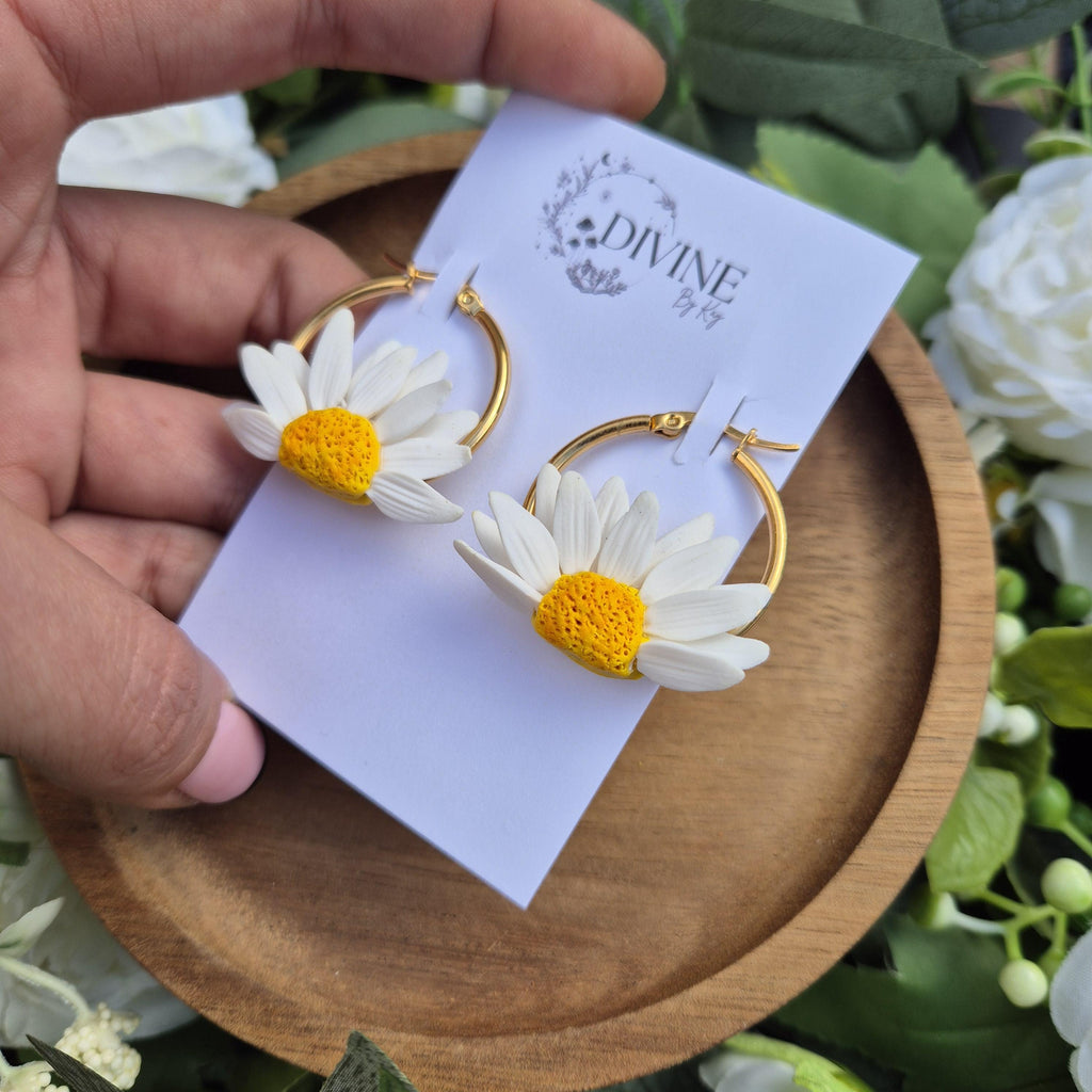 Spring floral earrings - gifts for her - mothers day - bridesmaid gifts - dainty stud earrings - birthday gifts