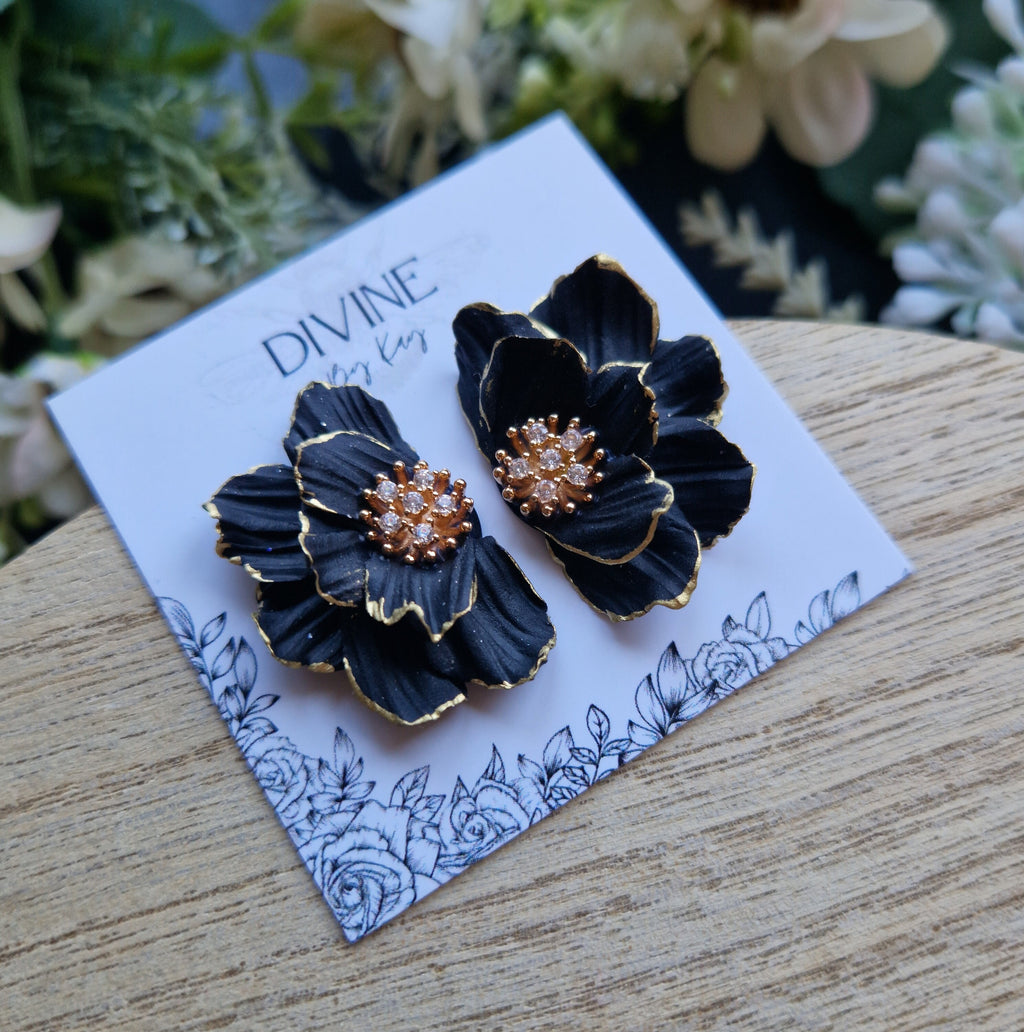elegant flower stud earrings - clay earrings - dainty studs - gifts for her -