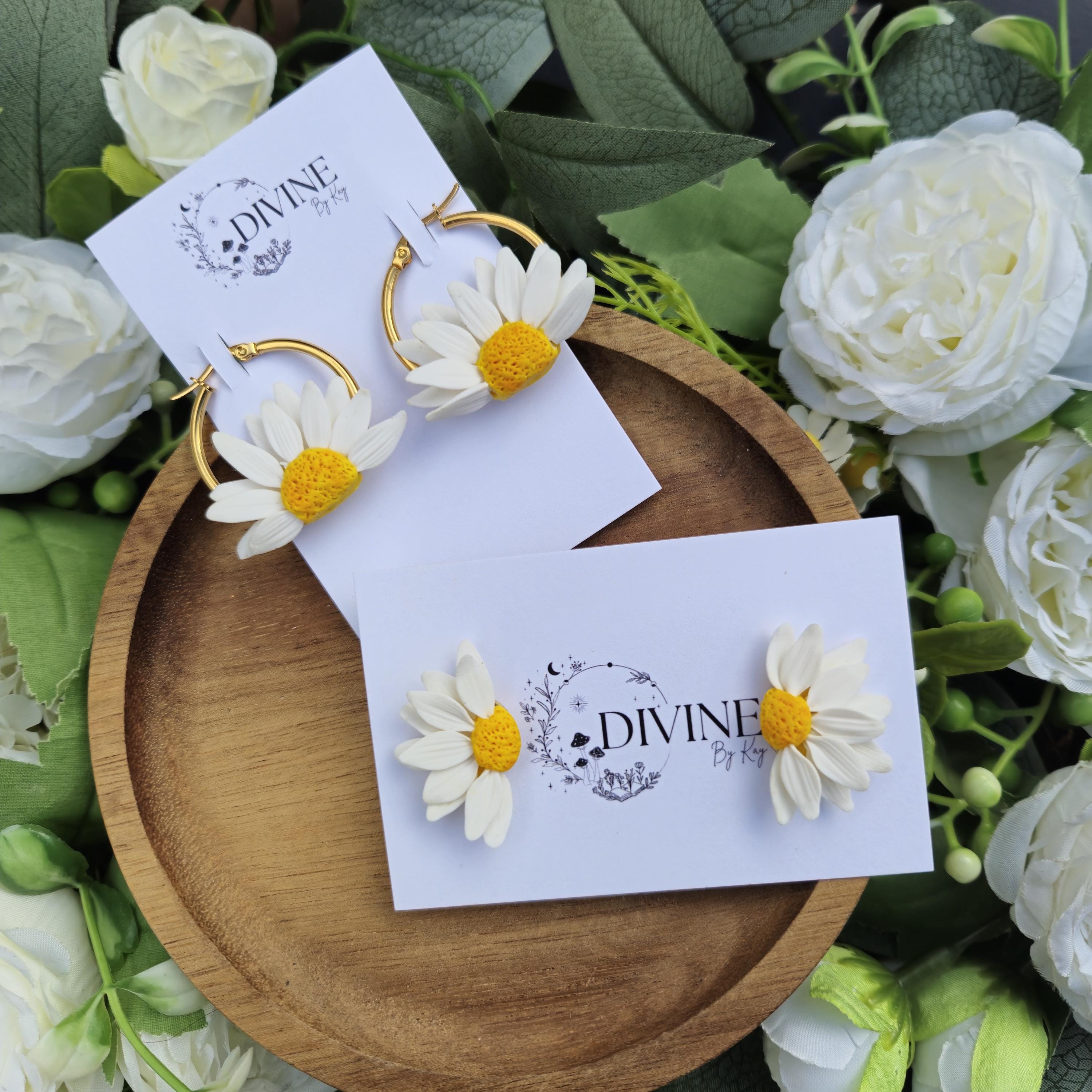 Spring floral earrings - gifts for her - mothers day - bridesmaid gifts - dainty stud earrings - birthday gifts