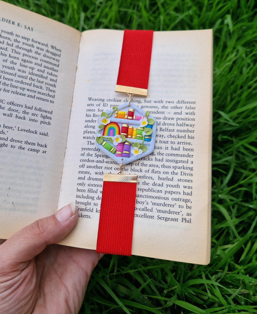 handmade bookshelf bookmark