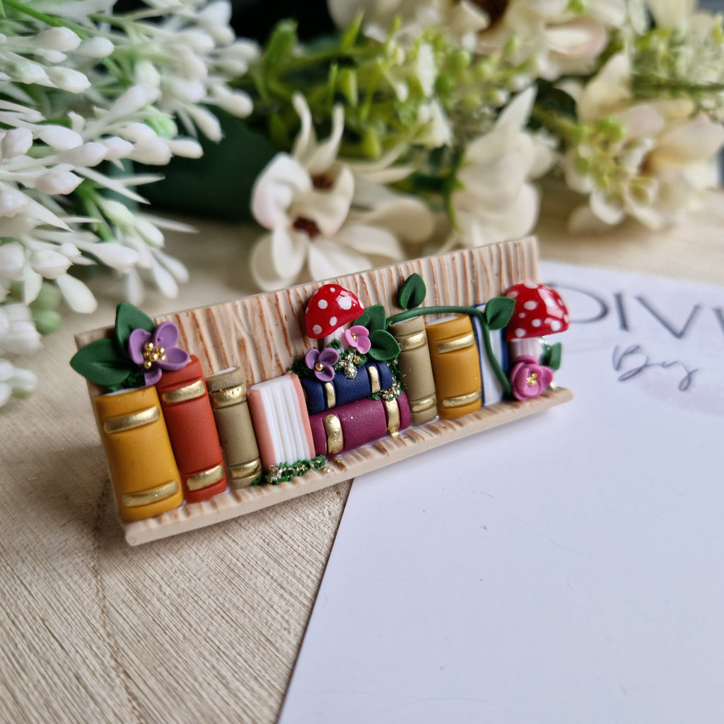 Clay Bookshelf Hair Clip: Mushroom Bookworm Accessory (6cm)