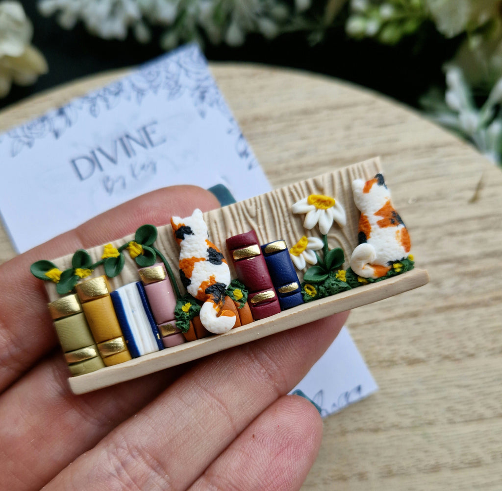 Cat Bookcase Clay Hair Clip: Book Lover Gift