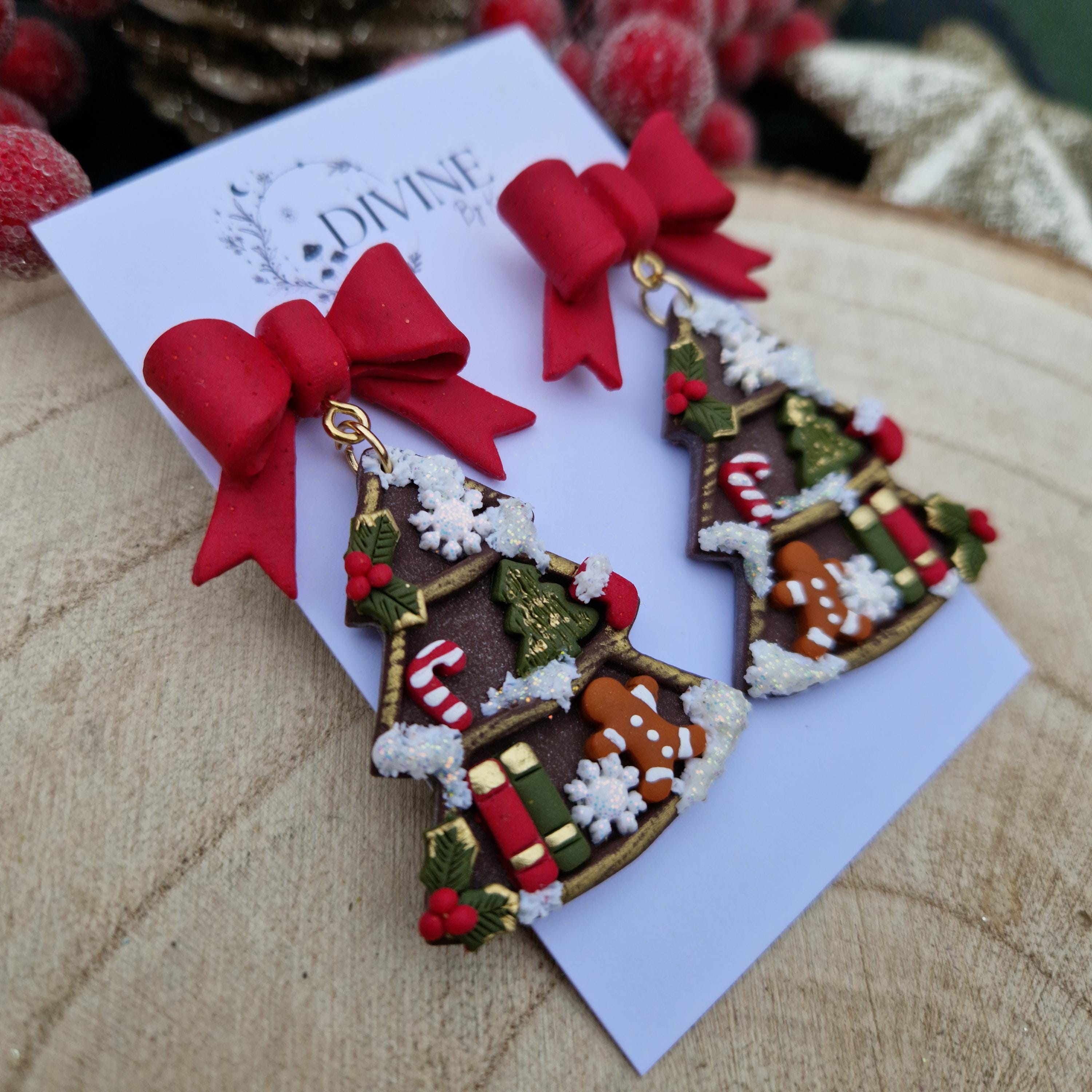 Christmas Tree Bookshelf Earrings: Vintage Holiday Clay Earrings