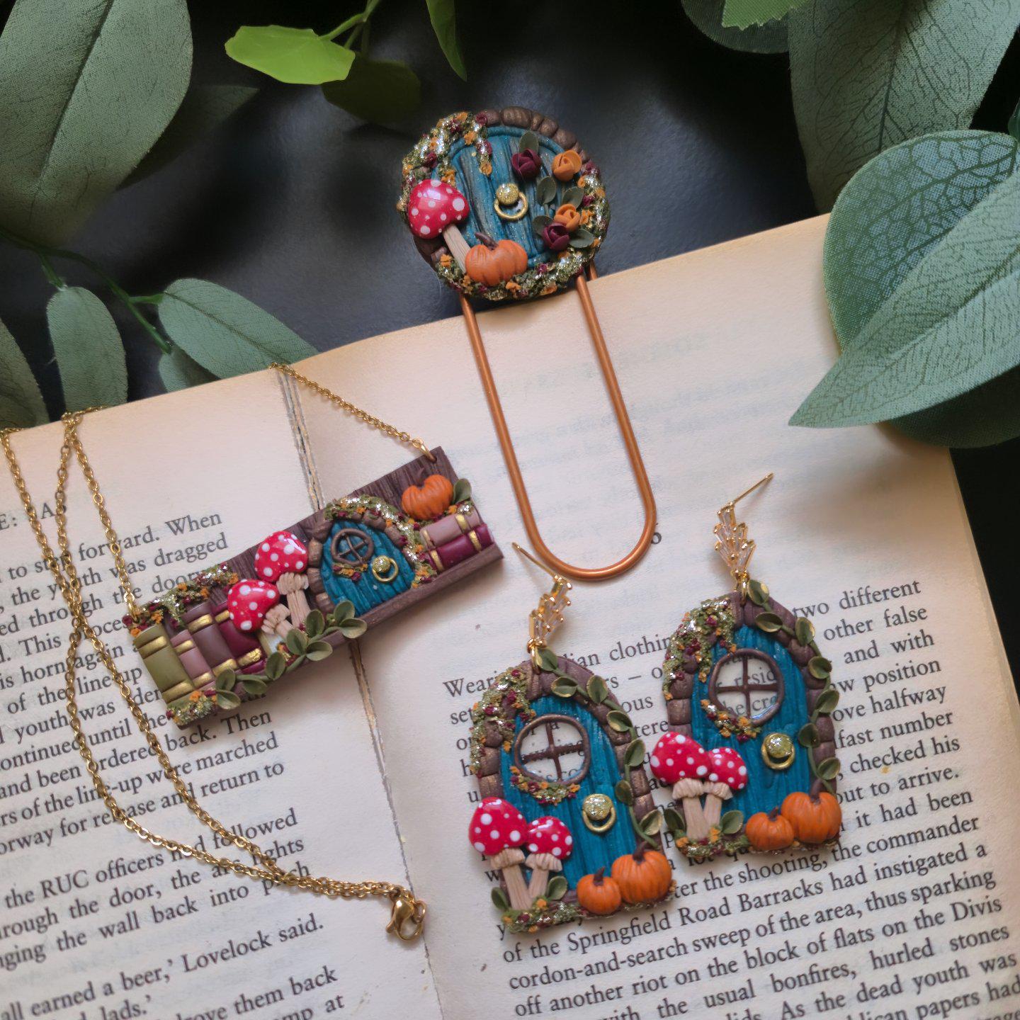 Hobbit door Book jewellery: Handcrafted paperclip bookmark, fairy door dangle earrings